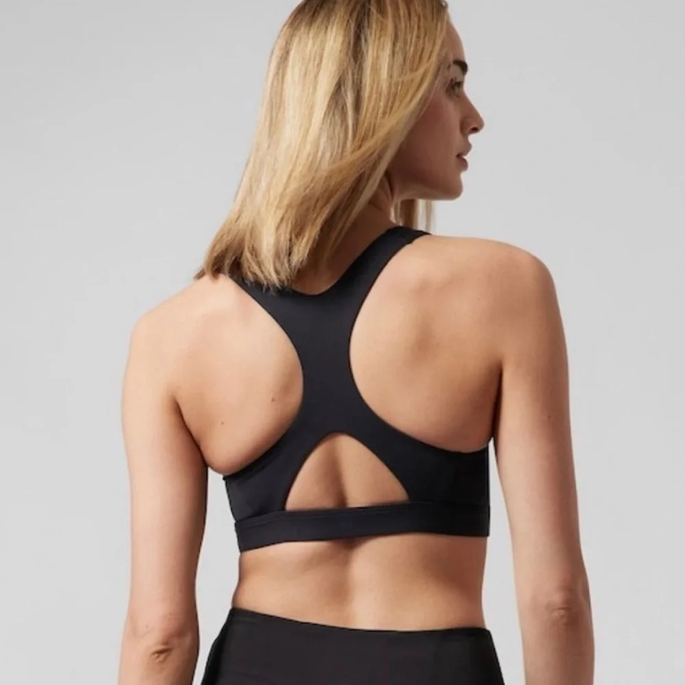 NWT Athleta Ultimate Black Bra Size Medium (Best for A-C Cups)